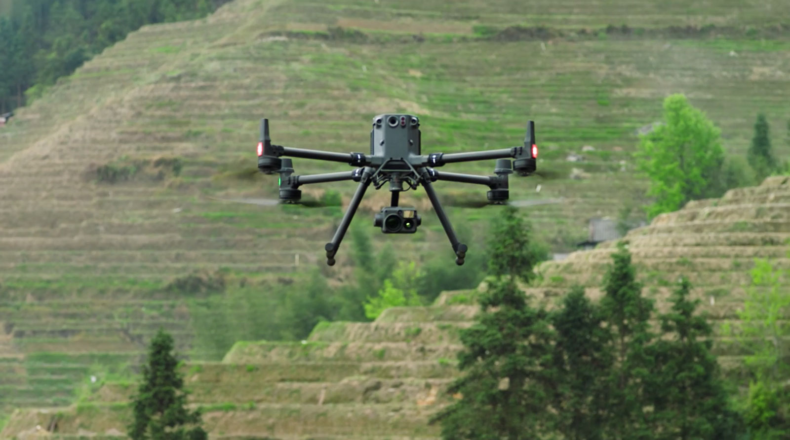 Complete guide to drone airdrop system: Comparison of hooking, delivery, and control methods